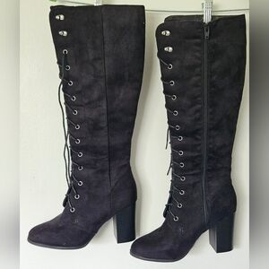 Ladies Boots, size 9, lace up, zippered side